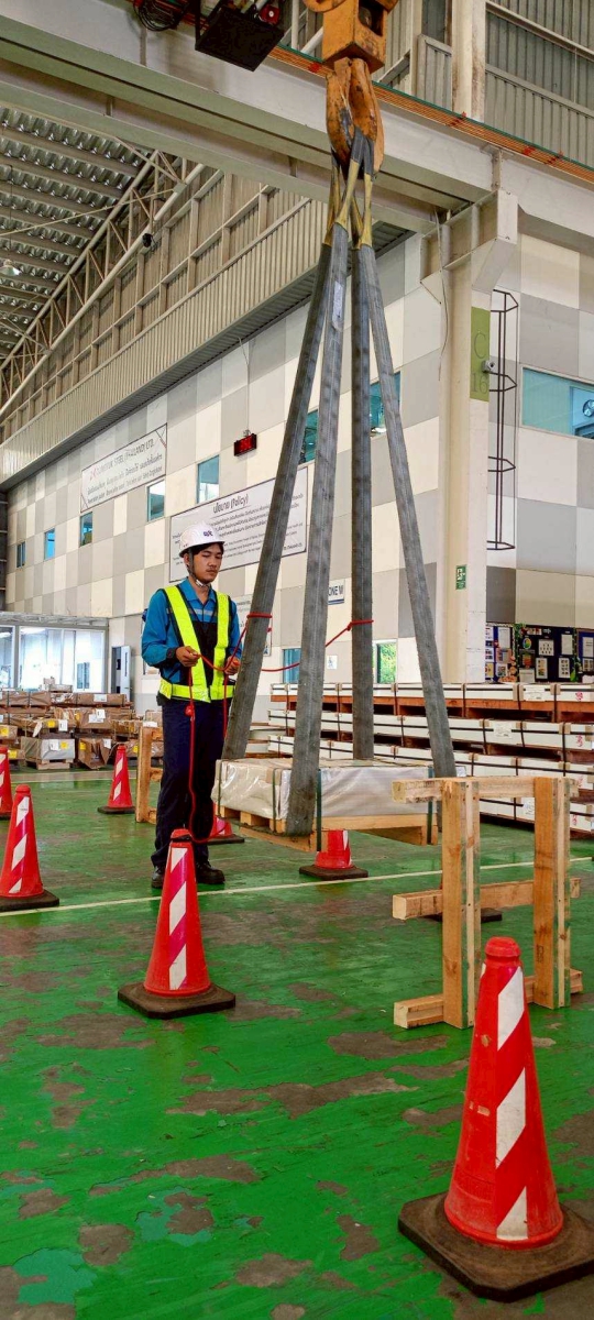 LINE_ALBUM_หลักสูตรปั้นจั่นเหนือนศีรษะ (Overhead Crane)_250828_35.jpg - หลักสูตรปั้นจั่นชนิดเคลื่อนที่ (Mobile Crane 4 ผู้)